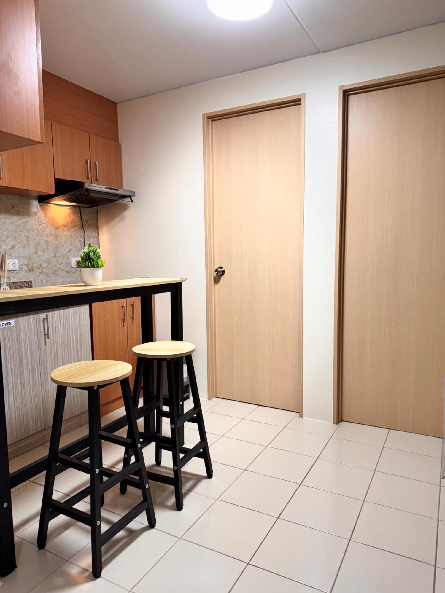 Vr Homes Pasig City エクステリア 写真